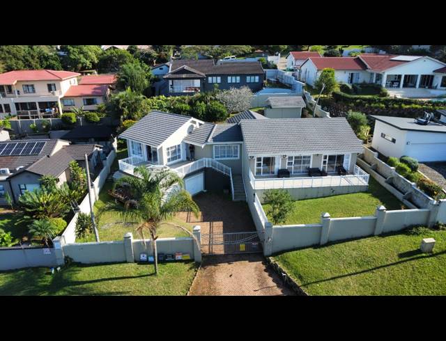 4 BEDROOM HOUSE FOR SALE IN BALLITO CENTRAL